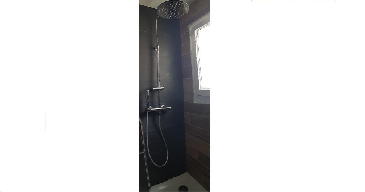 Appartement Centre Ville Concarn Home Конкарно Екстер'єр фото